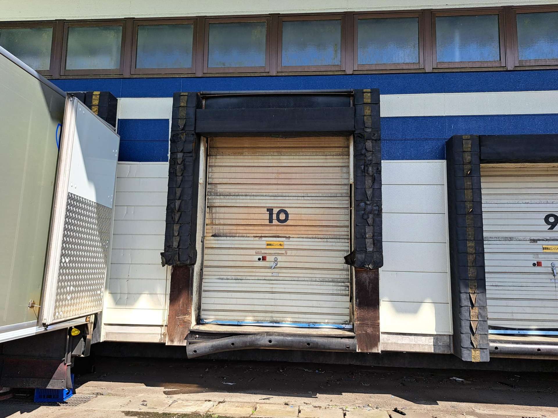 ドックシェルターの更新作業を行いました